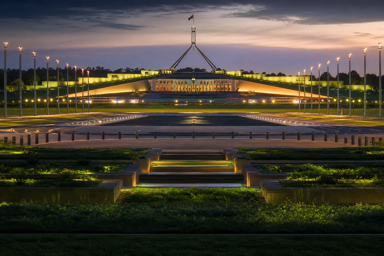 Editorial city guide graphic for Rollxo Casino readers in Canberra, ACT